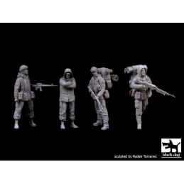 MARINES BRITANICOS Y PRISIONERO ARGENTICO (Malvina 82) -1/35- Black Dog F35088