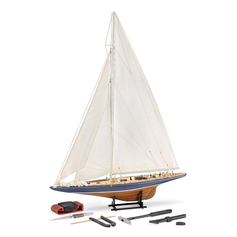 YATE COPA AMERICA ENDEAVOUR - ESCALA 1/80 - AMATI 1700/10