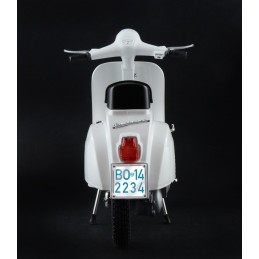 VESPA 125 PRIMAVERA -Escala 1/9- Italeri