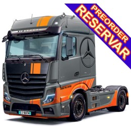 Mercedes Actros MP4 Big Space Grand Prix -Escala 1/24- Italeri 3968